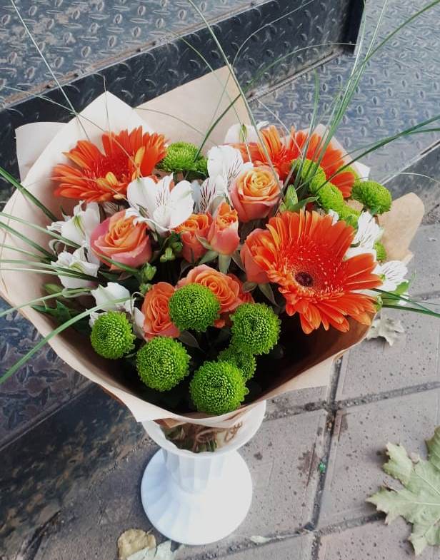 Букет цветов из: Герберы, Хризантемы, Альстромерии и Розы в Каменной Балке