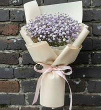 Букет цветов из:  Гипсофила в Каменной Балке