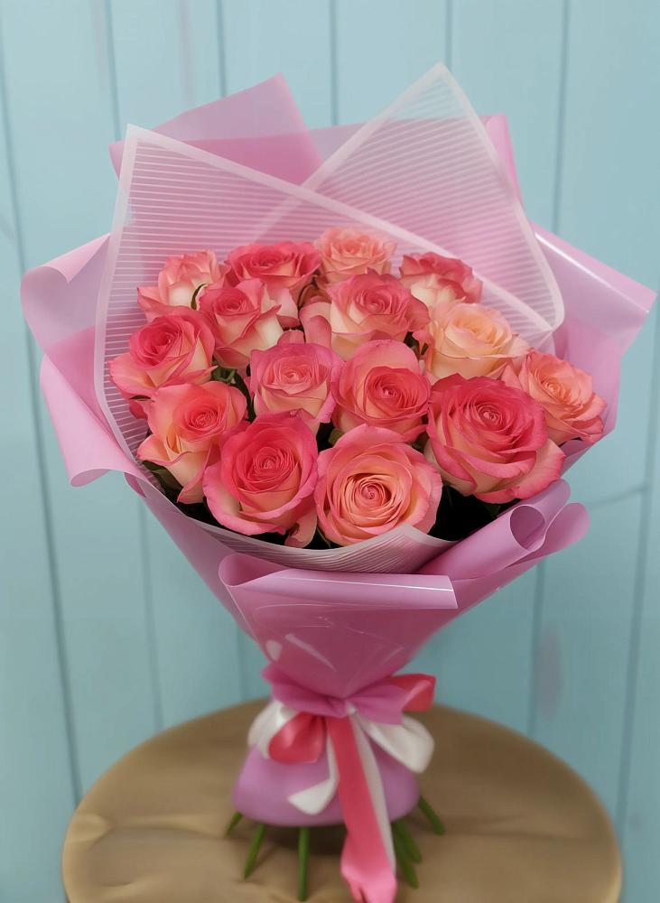 Букет 15 Розовых роз Равель в Каменной Балке