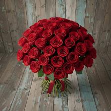Букет 55 Красных роз Фридом #REPLACE_PRED# Каменной Балке
