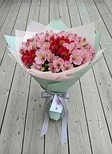 Букет цветов из:  Альстромерии в Каменной Балке