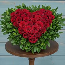 Цветочная композиция из Розы в виде сердца #REPLACE_PRED# Каменной Балке