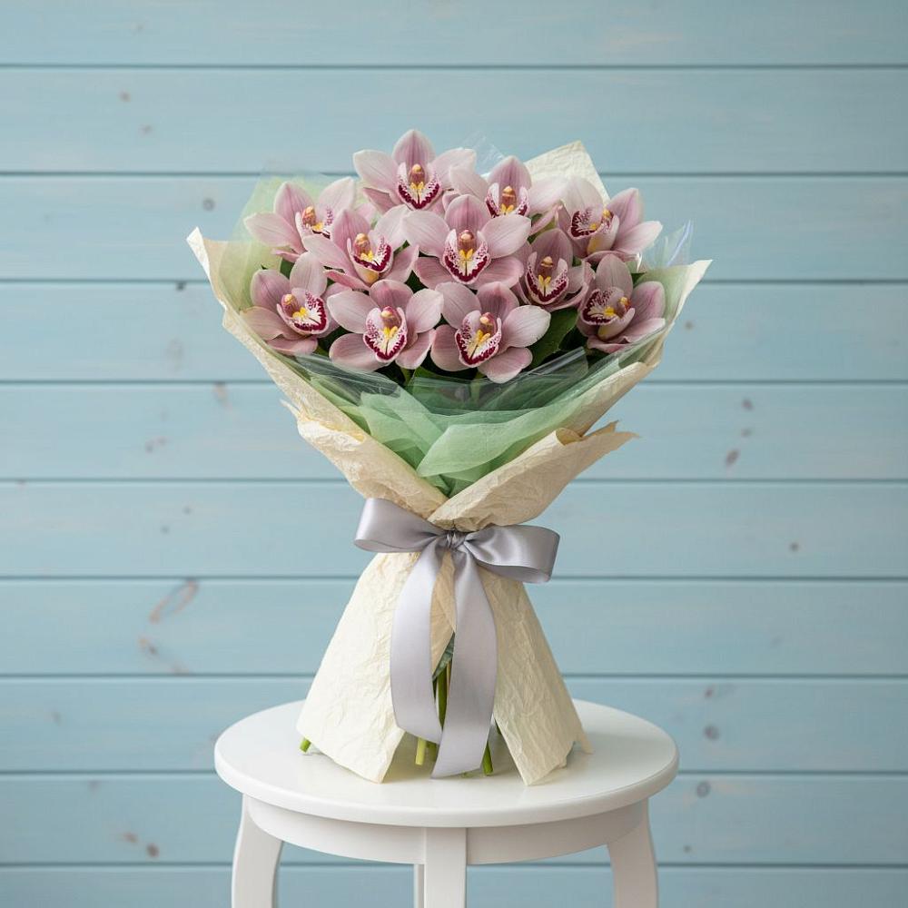 Букет цветов из: Орхидеи и Розы в Каменной Балке