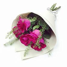 Букет цветов из:  Розы в Каменной Балке