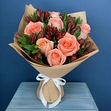 Букет цветов из:  Розы и Альстромерии в Каменной Балке