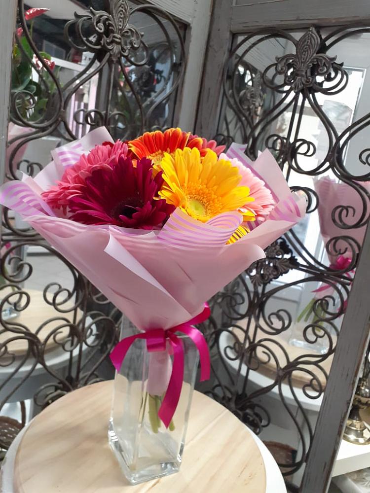 Букет цветов из: Герберы в Каменной Балке