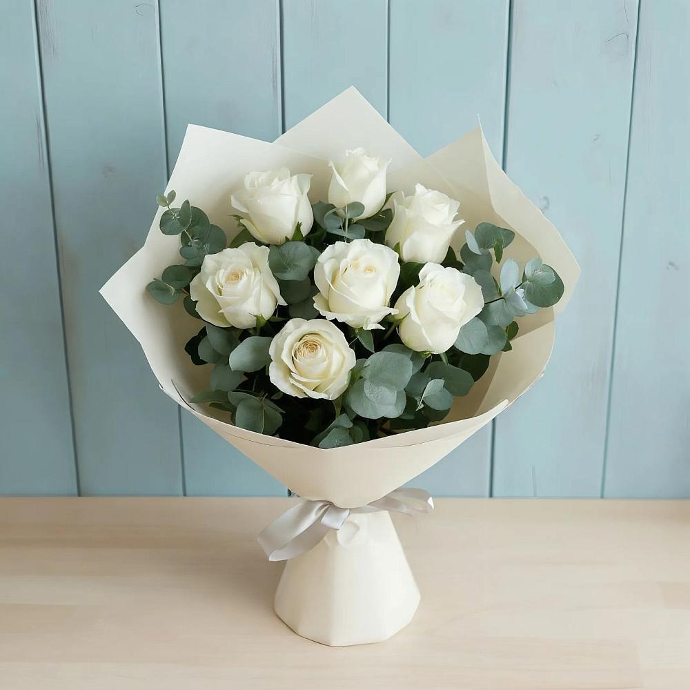 Букет Белые розы в Эвкалипте в Каменной Балке