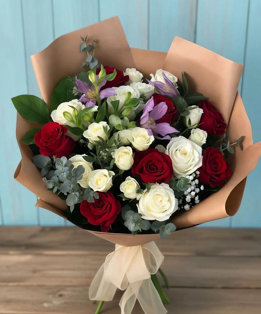 Букет цветов из: Розы и Альстромерии в Каменной Балке